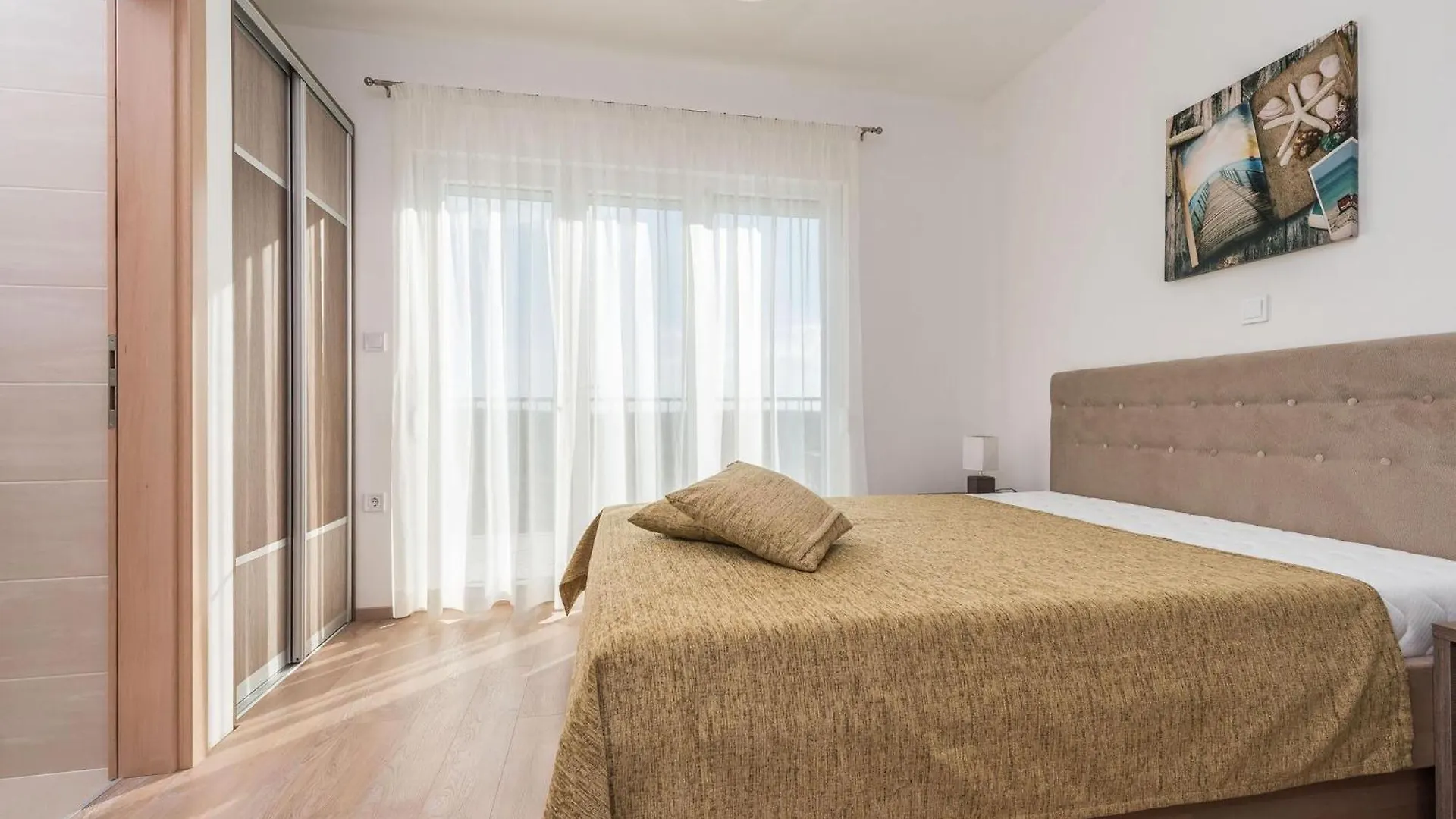 Beautiful Villa With Swimming Pool And Terrace Sukošan 0*,